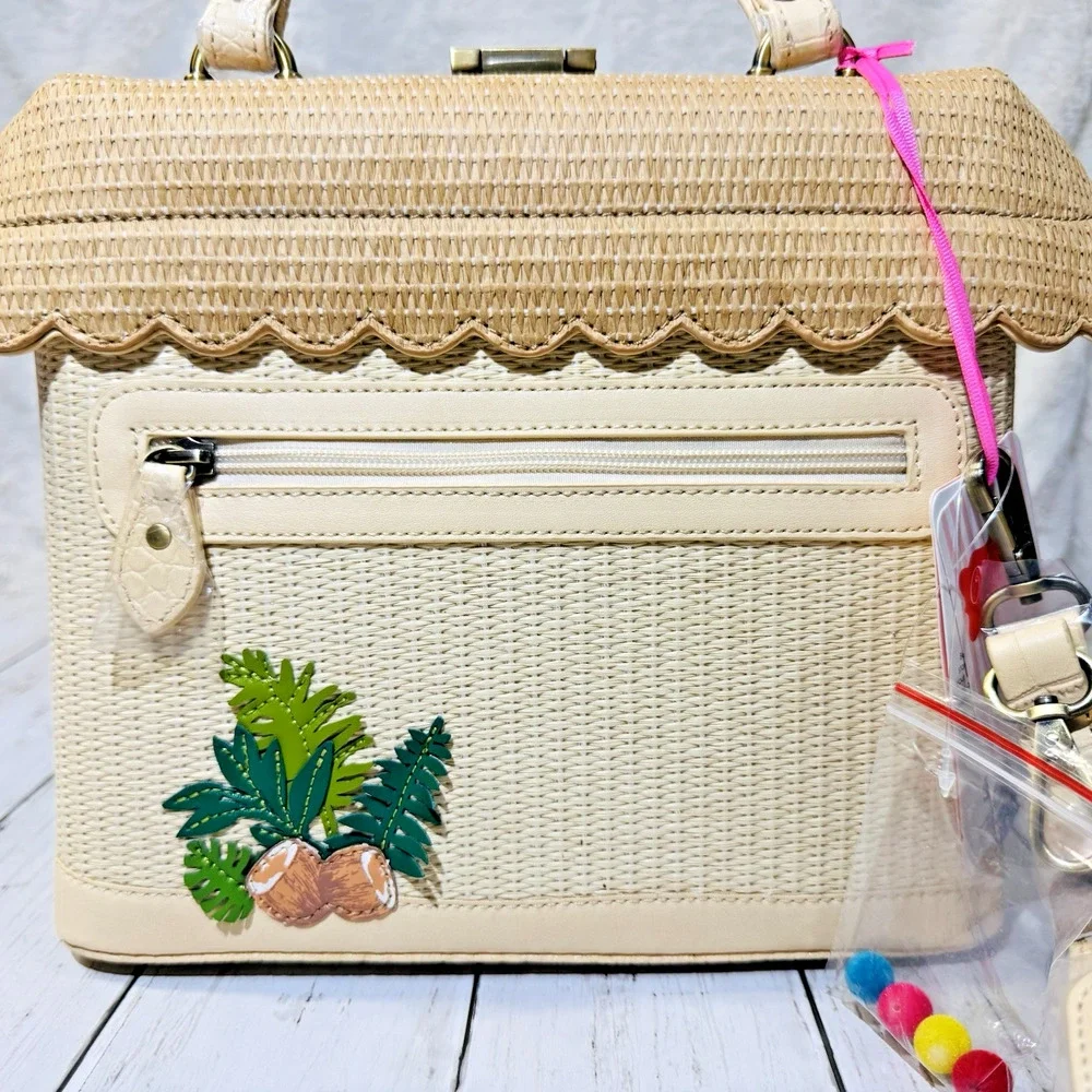 NWT Vendula Tiki Bar Grab Bag Rare Retired Beige 9"x11" Straw Crossbody Vegan - Picture 3 of 16